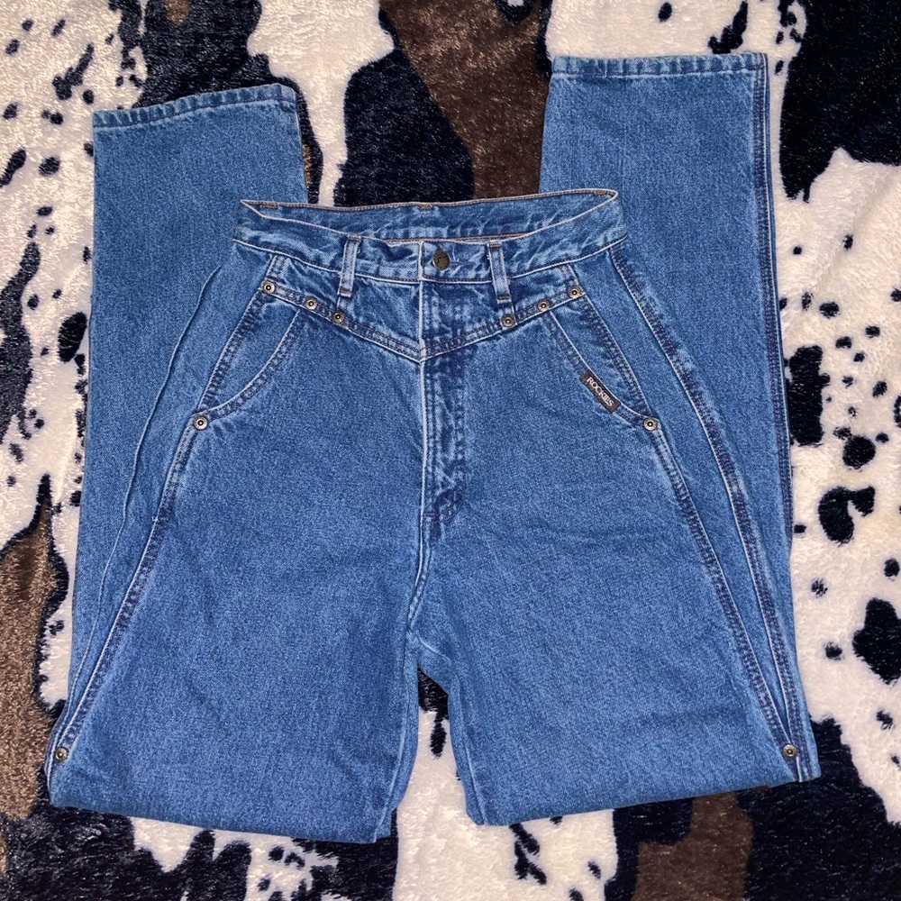 Rockie mountain jeans! Super cute side detail. Size 29/9. Medium wash